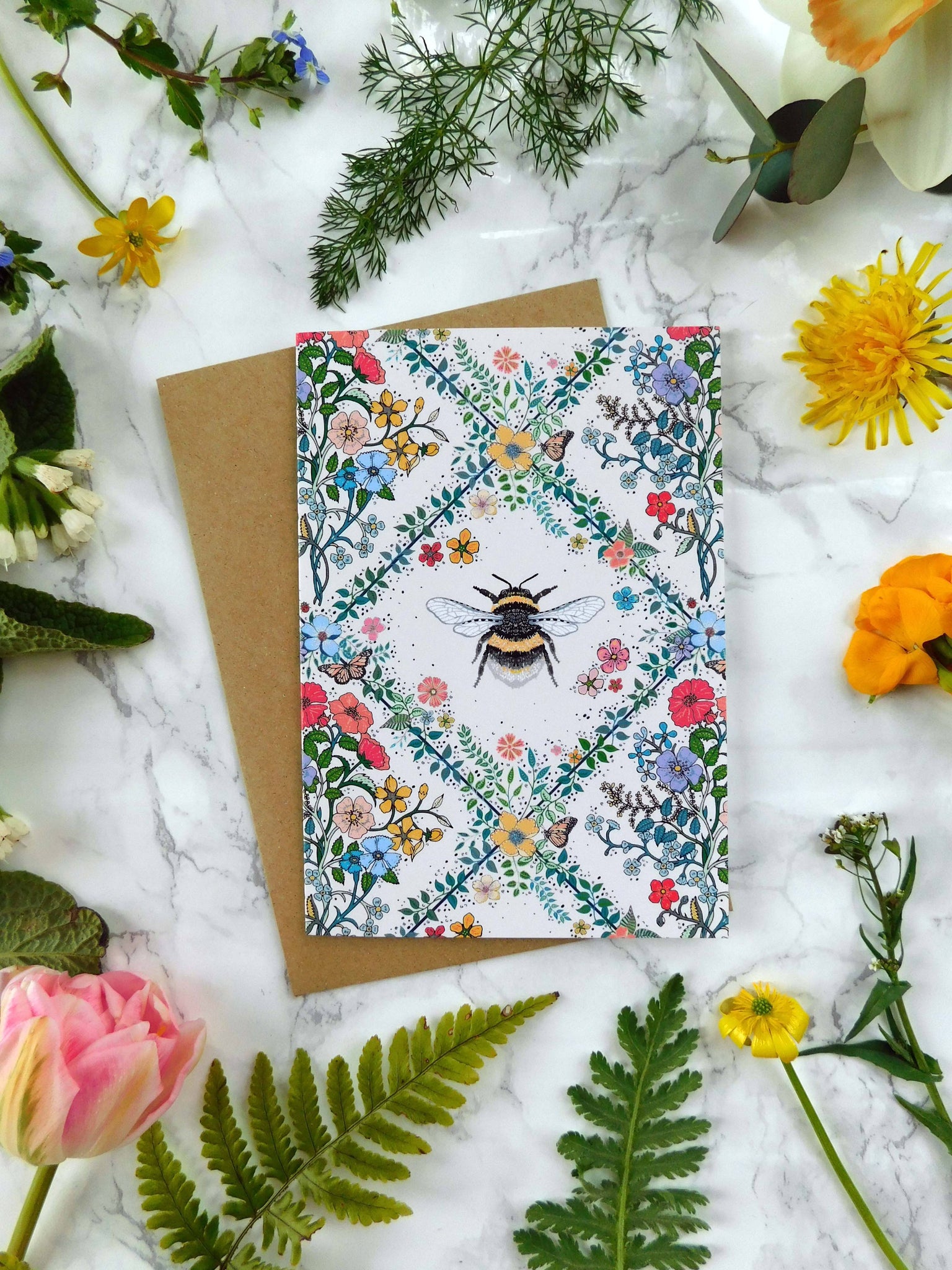 Cream Bee and Flowers Greetings Card CA40
