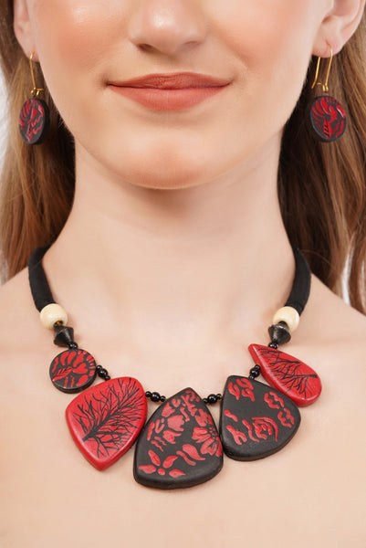 Red Dark Forest Clay Jewellery Set