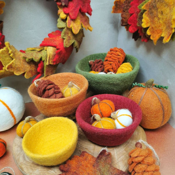 Pumpkin Felt Decorations